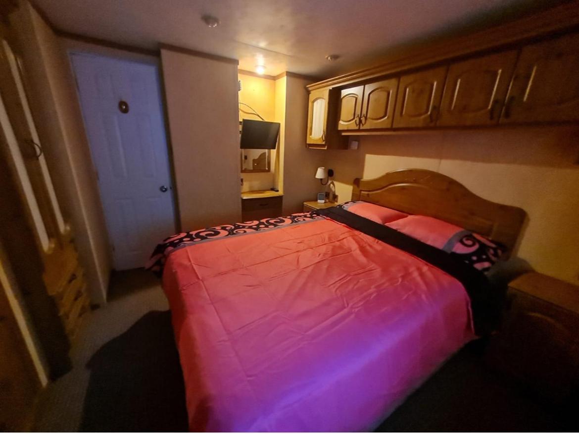 Spacious Luxury Escape With Sea Views And Pet Friendly At Clarach Bay Aberystwyth Extérieur photo