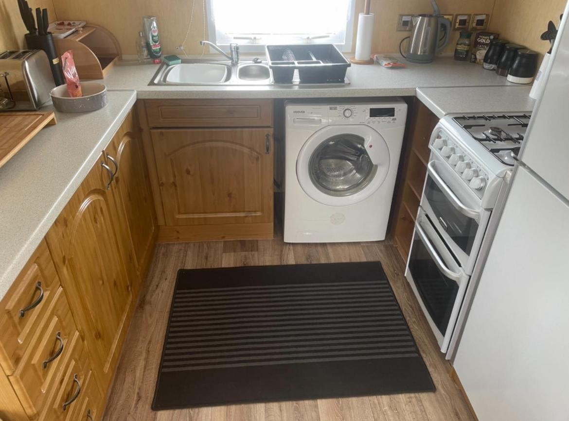 Spacious Luxury Escape With Sea Views And Pet Friendly At Clarach Bay Aberystwyth Extérieur photo