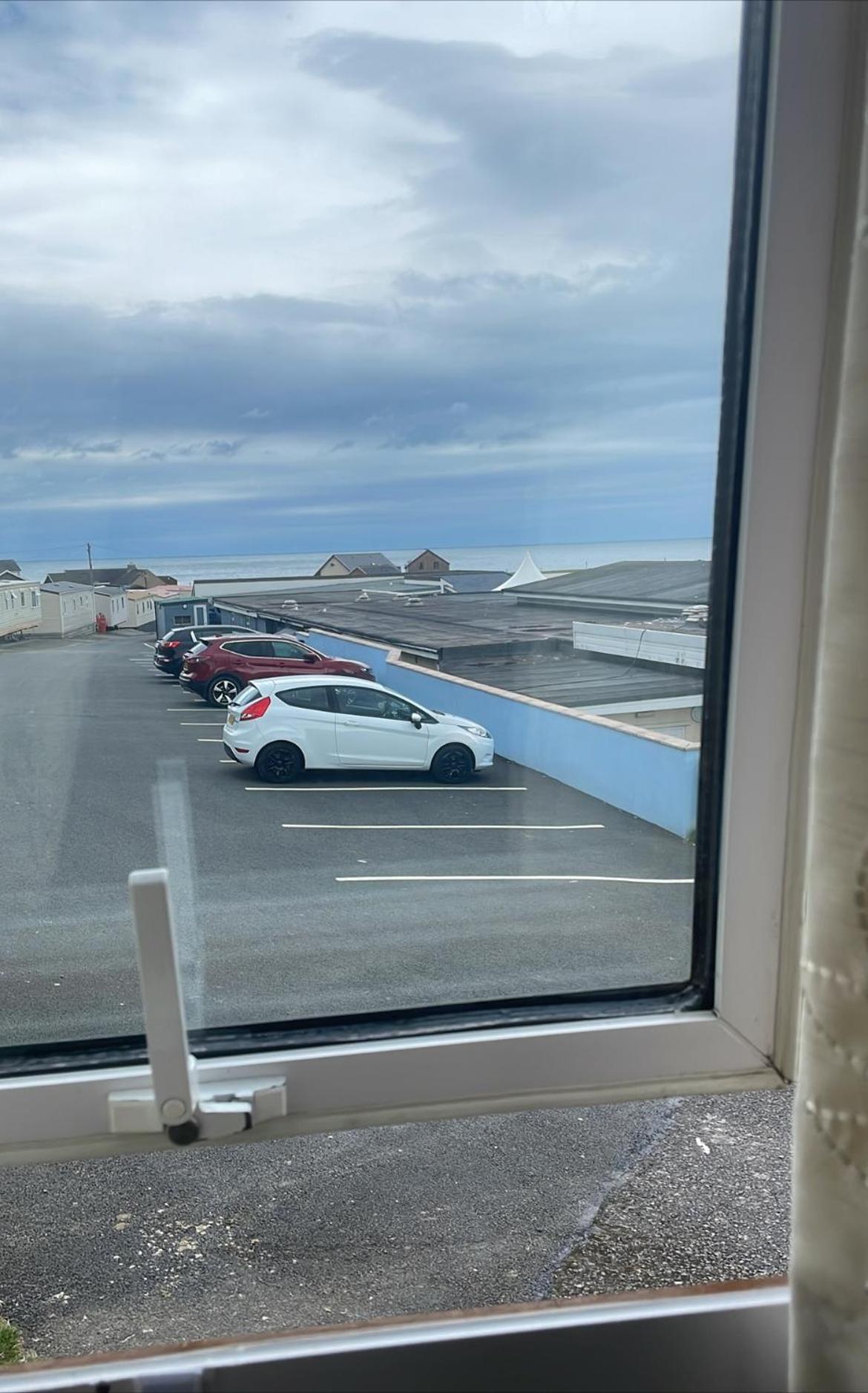 Spacious Luxury Escape With Sea Views And Pet Friendly At Clarach Bay Aberystwyth Extérieur photo