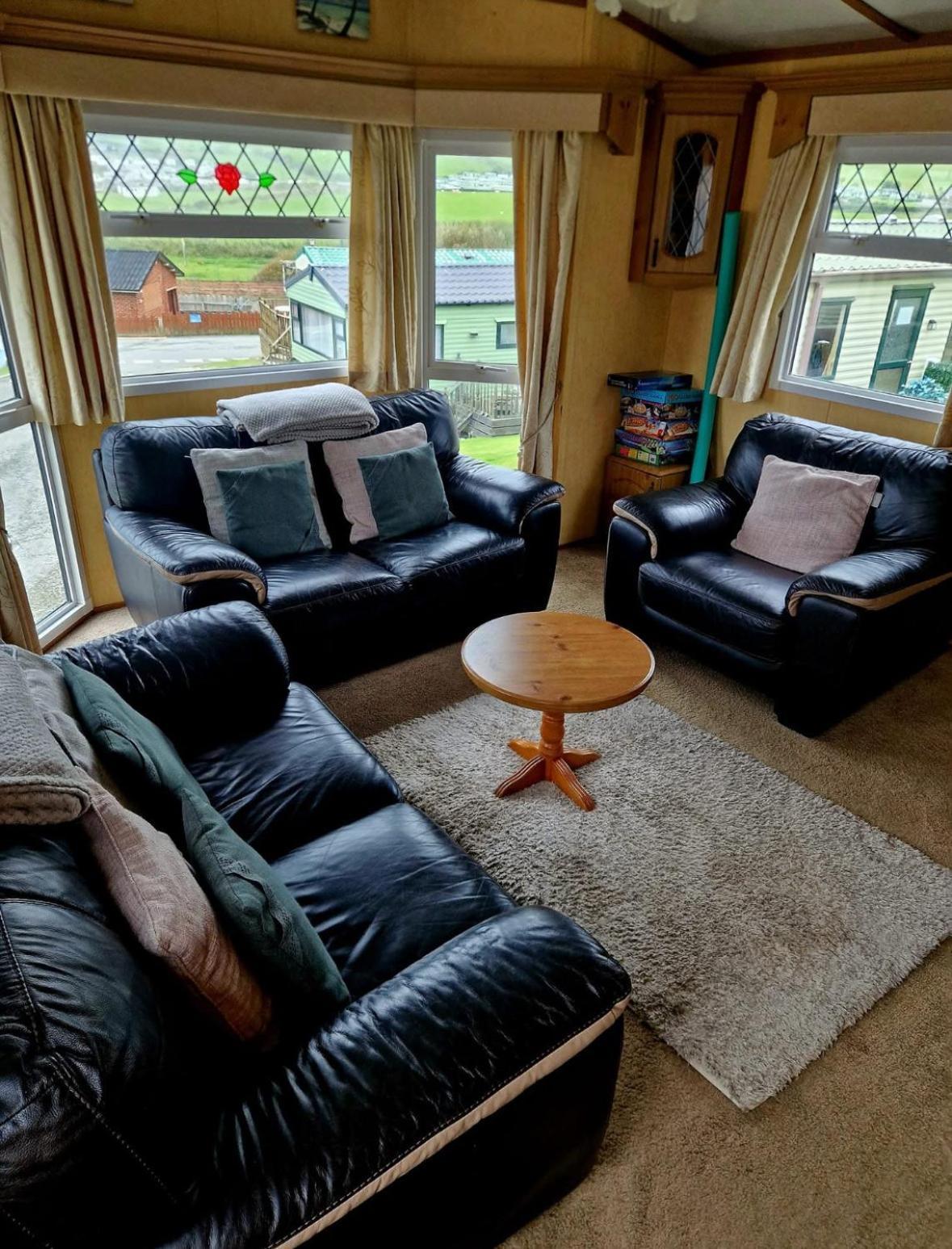 Spacious Luxury Escape With Sea Views And Pet Friendly At Clarach Bay Aberystwyth Extérieur photo